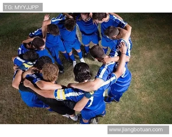 广州篮球队团队协作深度解析与其他球队的对比研究