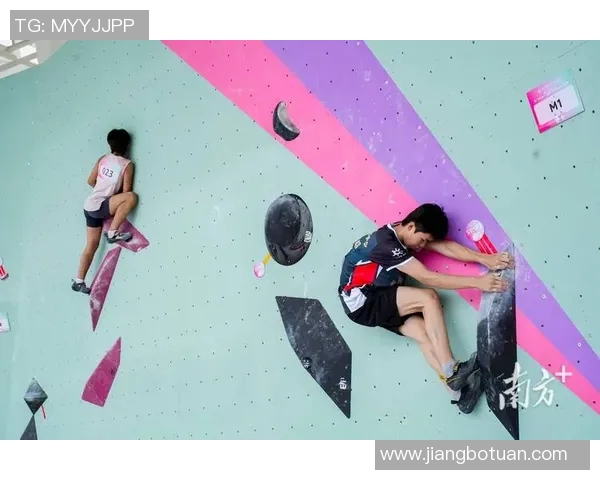 深圳攀岩队在世界攀岩锦标赛中的精彩表现与节奏分析 深圳攀岩队在世界攀岩锦标赛中的精彩表现与节奏分析