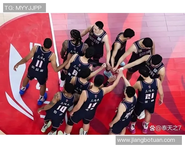 广东与福建激战正酣大比分对决引发球迷热议与期待