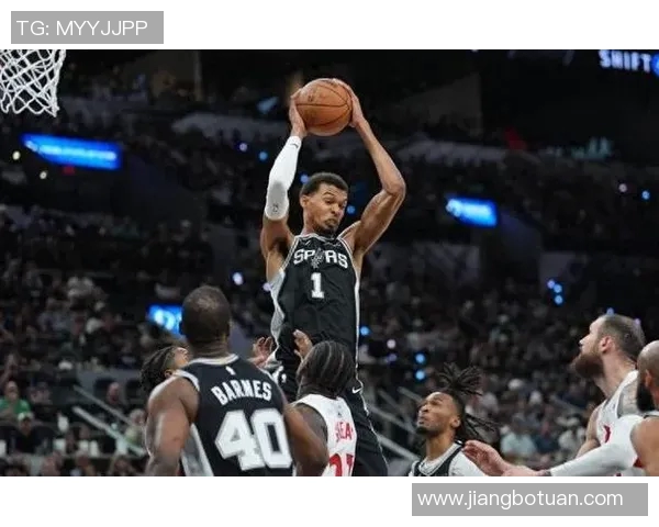 湖人对阵马刺精彩集锦回顾球星表现与关键时刻一网打尽