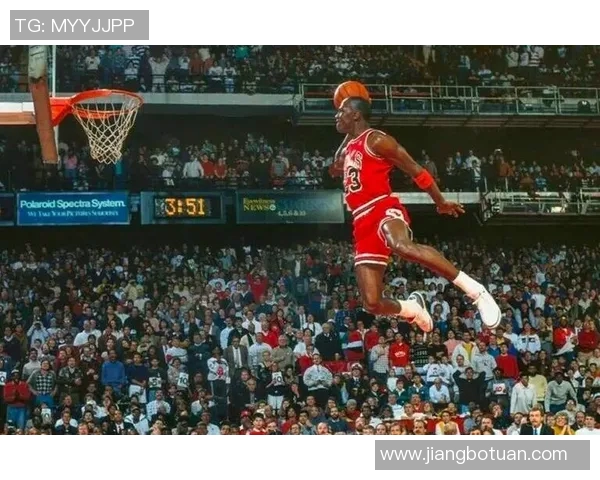 飞人乔丹与拳王泰森的巅峰对决谁才是体育界的传奇之王 飞人乔丹与拳王泰森的巅峰对决谁才是体育界的传奇之王