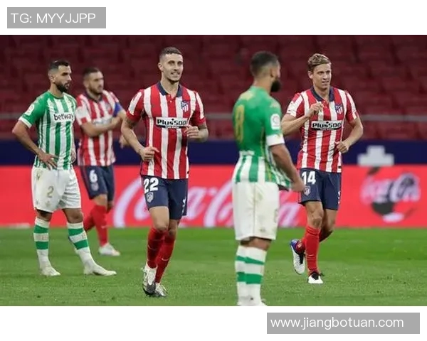 伊泽尔主场迎战甘冈双方争夺关键三分的激烈对决