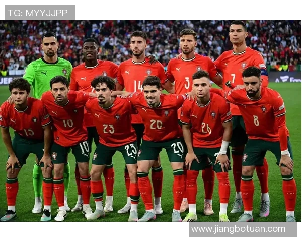 美国足球队迎战哥斯达黎加队激情对决展现足球魅力与团队精神 美国足球队迎战哥斯达黎加队激情对决展现足球魅力与团队精神