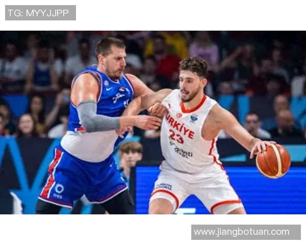 罗森博格与贝雷达激战正酣比分悬念不断精彩对决引人关注