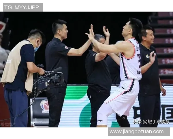 辽宁男篮迎战同曦队精彩对决回顾及赛后分析