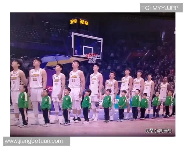 2016年CBA新疆队与广厦队激战回顾精彩瞬间与赛场亮点分析