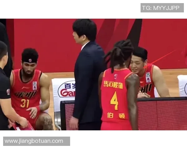 沈梓捷：从青涩少年到篮球新星的成长之路与未来展望