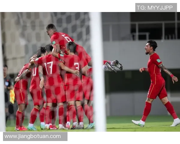 12强赛激战叙利亚对阵伊朗双方全力争胜展现足球魅力与激情