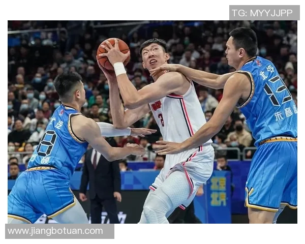 东莞篮球队迎战北京首钢全力争胜展现实力与团队精神