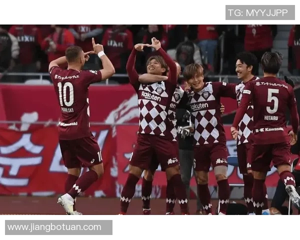 日乙联赛焦点战福冈黄蜂主场迎战横滨挑战赛况分析