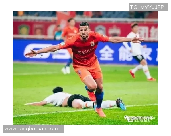 纳瓦罗与佩特科维奇的巅峰对决谁能在赛场上笑到最后