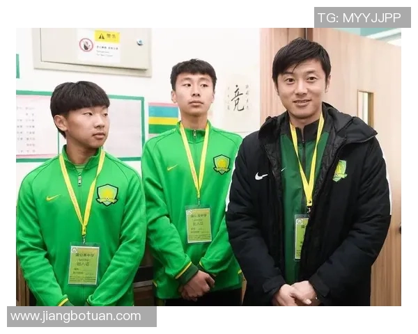 北京足球队转型之路的真实记录与背后故事探寻